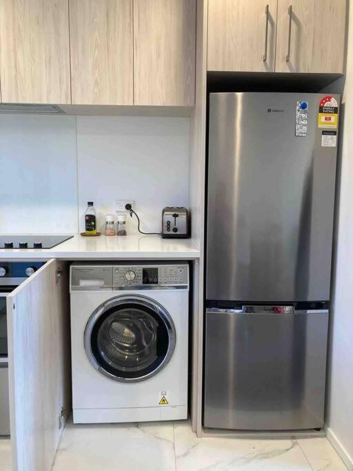 Cheerful 2 Bedroom Townhouse In Addington! Apartment Christchurch